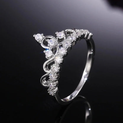 Creative Fashion Copper Micro-encrusted Zircon Women's Crown Ring