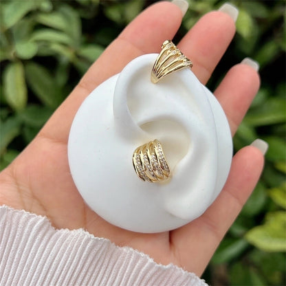 1 Pair Modern Style Minimalist Streetwear Geometric Inlay Copper Zircon 18K Gold Plated Ear Cuffs