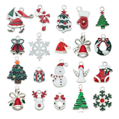 20 PCS/Package 50 PCS/Package 10-30mm Alloy Christmas Tree Snowman Snowflake Pendant Jewelry Accessories