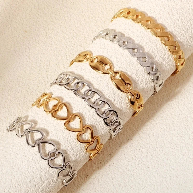 Modern Style Geometric Plant 304 Stainless Steel 18K Gold Plated Bangle In Bulk