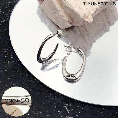 1 Pair Elegant Vacation Minimalist C Shape U Shape Solid Color 304 Stainless Steel 18K Gold Plated Earrings Ear Studs