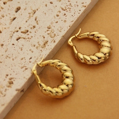 1 Pair Retro Minimalist C Shape U Shape Solid Color Plating Titanium Steel 18k Gold Plated Earrings