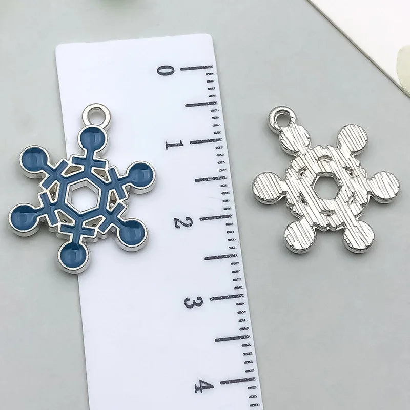 1 Piece 20 PCS/Package 13x16mm 16x21mm 18x20mm Alloy Snowflake Pendant Jewelry Accessories