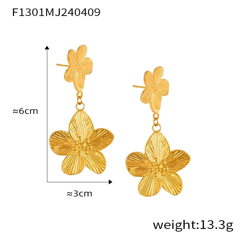 1 Pair Casual Sweet Minimalist Flower Petal Butterfly Inlay 304 Stainless Steel Pearl 18K Gold Plated Drop Earrings