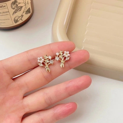 Fashion Geometric Alloy Plating Artificial Pearls Women\'s Earrings 1 Pair