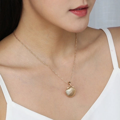 Copper Hip-Hop Retro Polishing Solid Color Snake Necklace