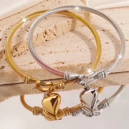 Minimalist Heart Shape 304 Stainless Steel Bangle In Bulk