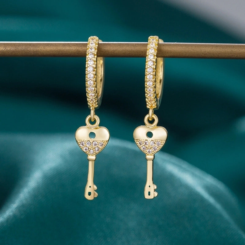 1 Pair Vintage Style Tortoise Moon Bee Plating Inlay Copper Rhinestones 18k Gold Plated Drop Earrings