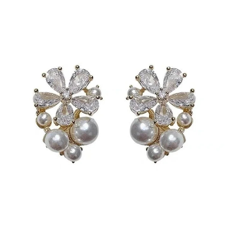 1 Pair Fashion Heart Shape Flower Bow Knot Inlay Copper Alloy Artificial Pearls Zircon Earrings