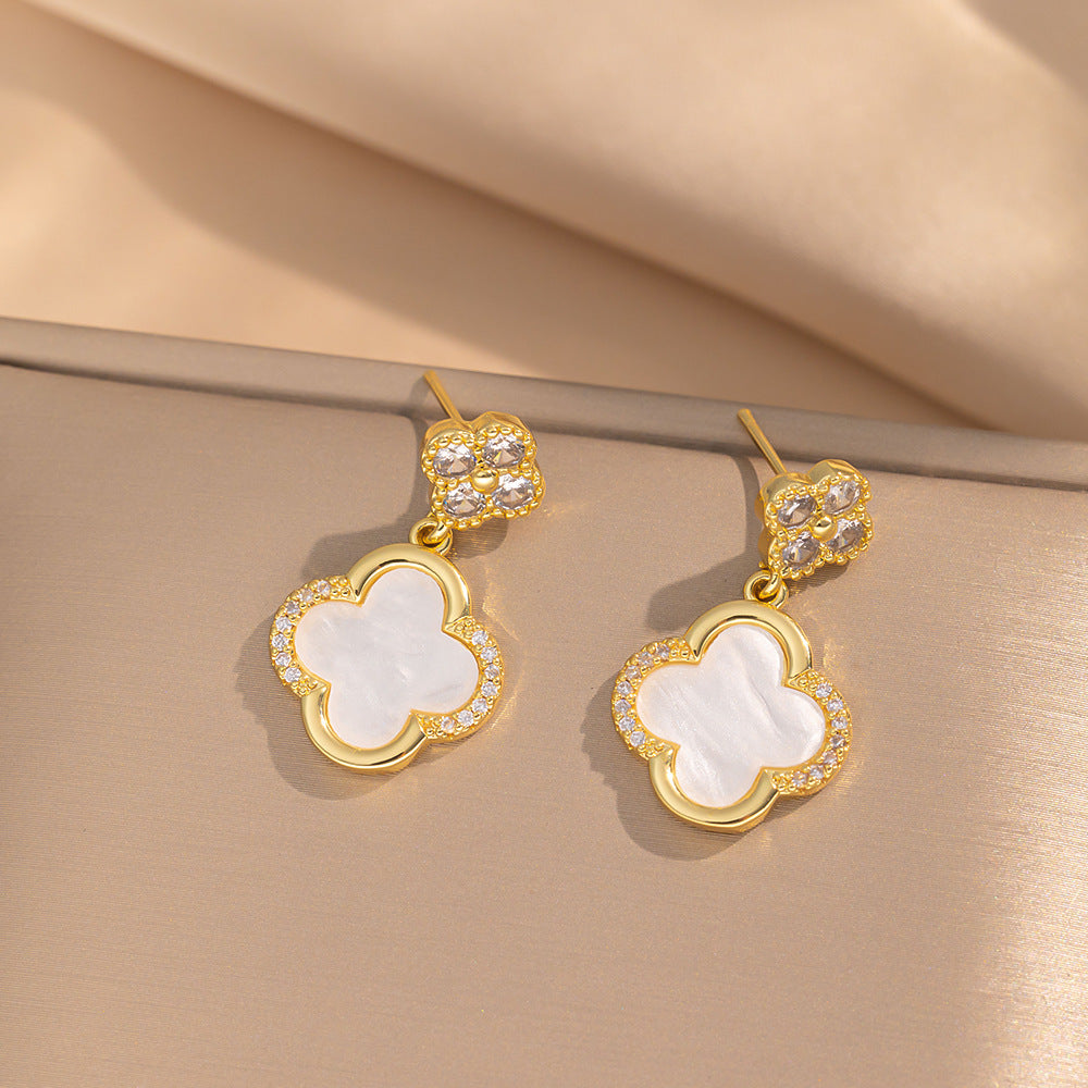 2 Pieces Moderate Luxury Flower Copper Diamond Inlay Stud Earrings