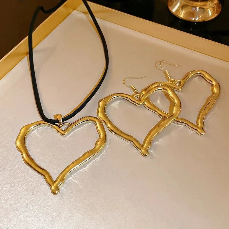 Explosions Zircon Diamond Geometric Necklace Earrings Suit Light Luxury Clavicle Chain High Sense Temperament Jewelry