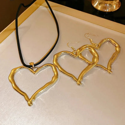 Explosions Zircon Diamond Geometric Necklace Earrings Suit Light Luxury Clavicle Chain High Sense Temperament Jewelry