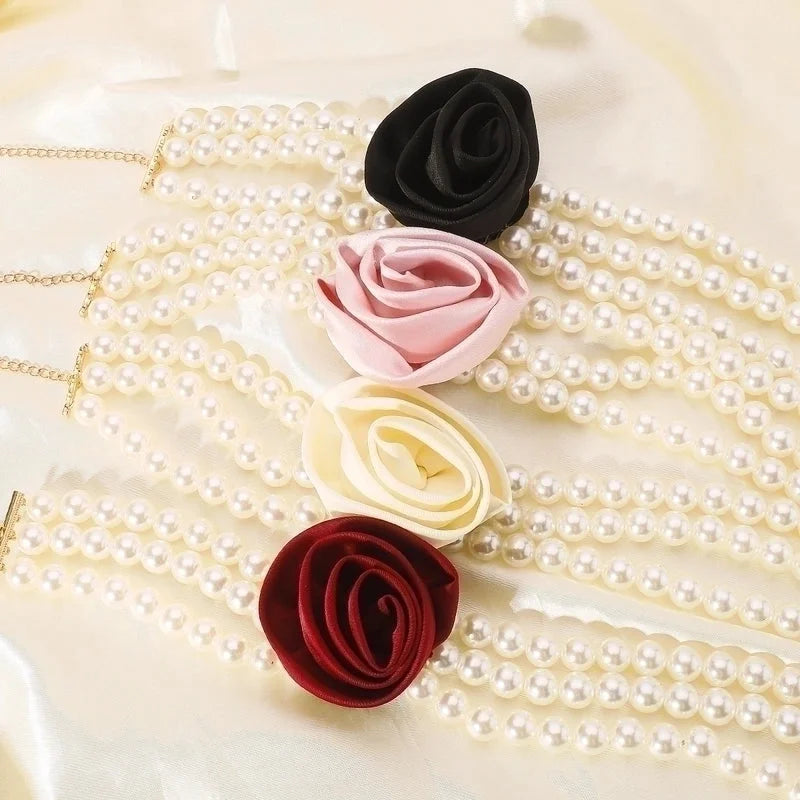 Elegant Flower Imitation Pearl Women's Necklace