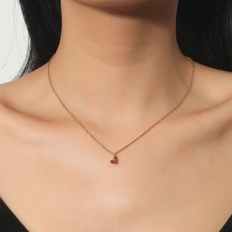 Women's Titanium Steel Pendent Inlaid Zircon Heart Necklace