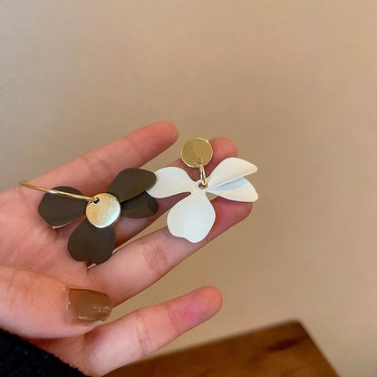 1 Pair Minimalist Flower Copper Enamel Rhinestones Drop Earrings Ear Studs