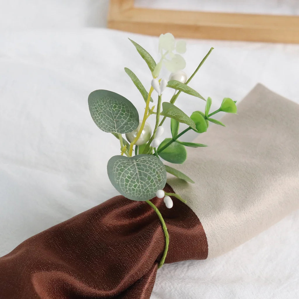 2 Pieces Can Be Matched With Christmas Decoration Pine Needle Napkin Rings For Hotel And Home Use Napkin Holders