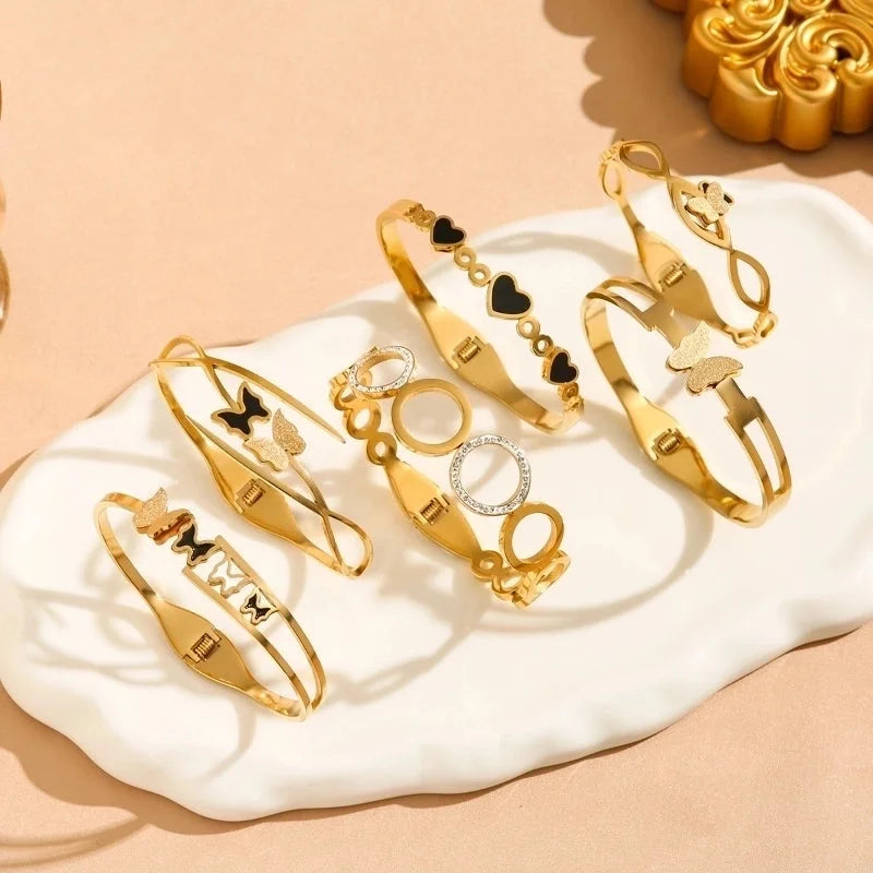 3 Pieces Y2K Modern Style Commute Heart Shape 304 Stainless Steel 18K Gold Plated Bangle In Bulk