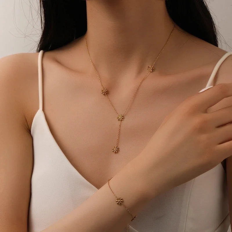 Sweet Minimalist Flower Titanium Steel 18K Gold Plated Bracelets Necklace Jewelry Set