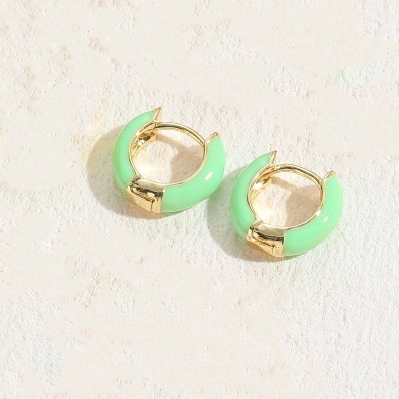 1 Pair Elegant Luxurious Classic Style Solid Color Enamel Plating Copper 14k Gold Plated Hoop Earrings