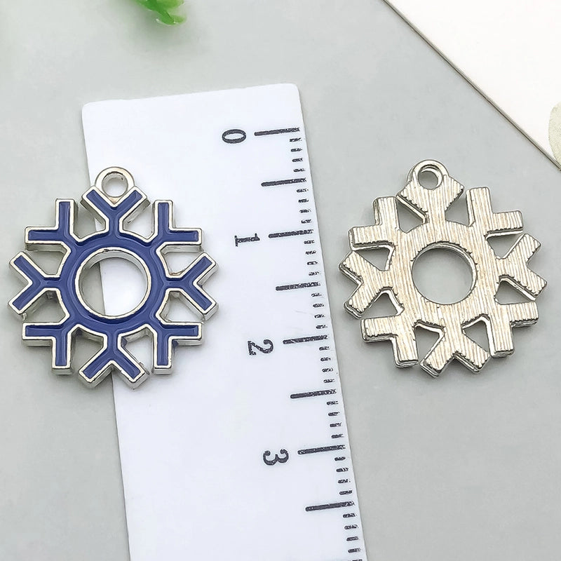 1 Piece 20 PCS/Package 13x16mm 16x21mm 18x20mm Alloy Snowflake Pendant Jewelry Accessories