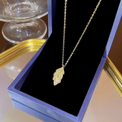 Elegant Classic Style Geometric Moon Bow Knot Titanium Steel Zircon Pendant Necklace