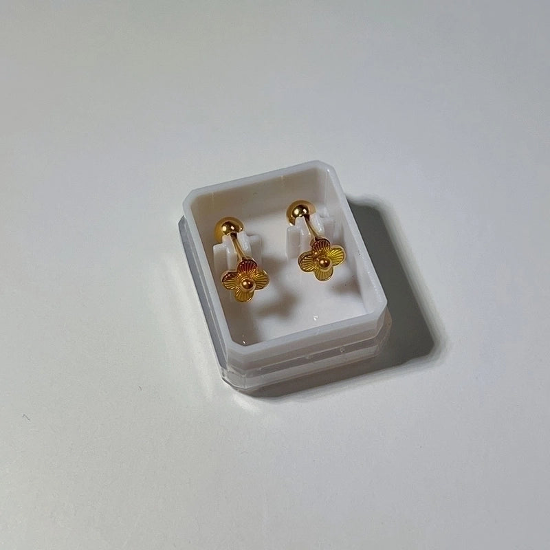 1 Pair Sweet Cross Heart Shape Snowflake Plating 304 Stainless Steel Titanium Steel 18K Gold Plated Cartilage Earrings