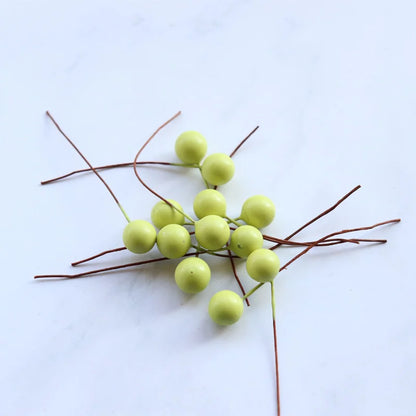 100 Pieces 10mm Real Berry Wedding Candy Box Accessories Christmas Gift Diy Real Flower Cherry Beads Small Fruit Berry Decoration