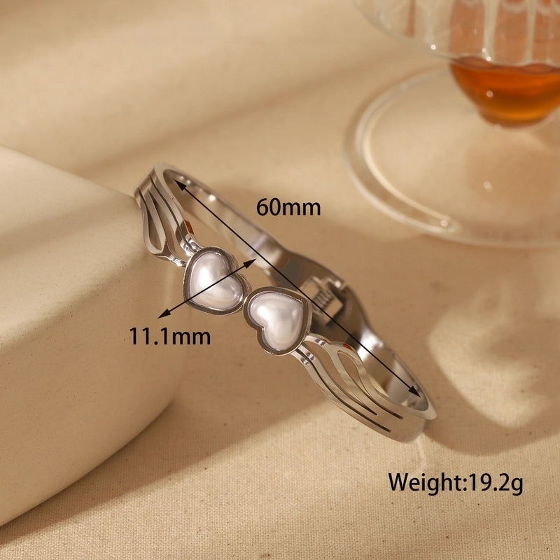 Formal Commute Heart Shape 304 Stainless Steel 18K Gold Plated Bangle In Bulk