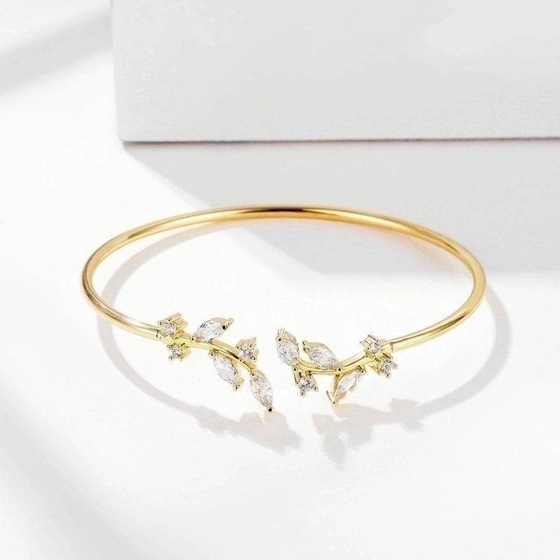 Elegant Leaf Copper Plating Zircon Bangle