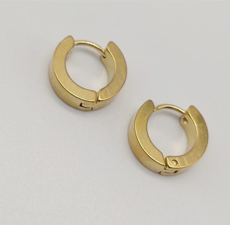 Factory Direct Japanese And Korean Fashion Men's Popular Flat Round Ear Clip Earrings Women's Tassel Small Ear Ear Bone Ear Buckle Earrings