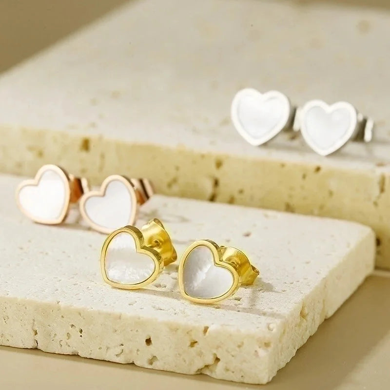 1 Pair Minimalist Heart Shape Titanium Steel Gold Plated Ear Studs