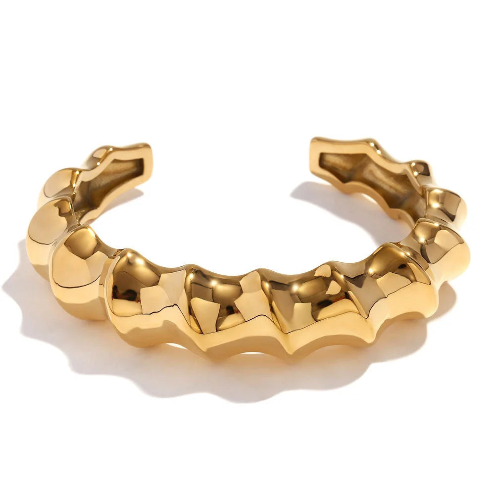 Fashion Circle Stainless Steel 18K Gold Plated Bangles