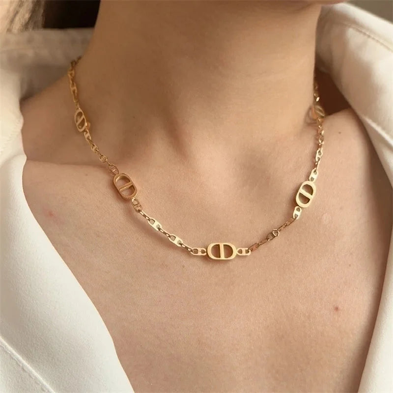 304 Stainless Steel Casual Hip-Hop Patchwork Plating Pig Nose Necklace