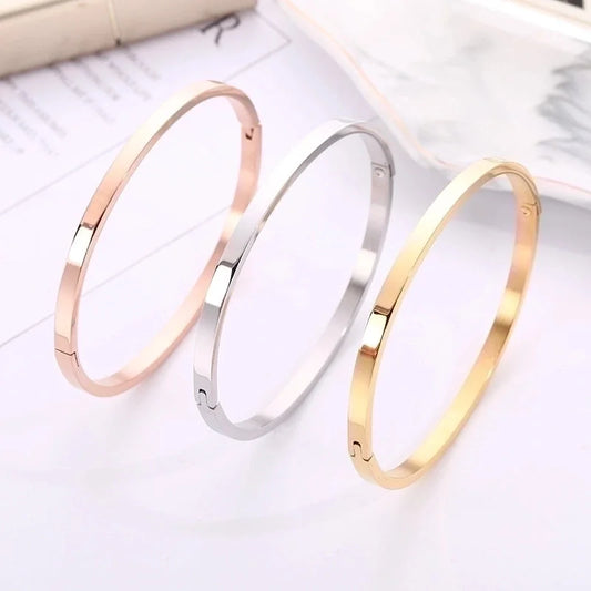 Modern Style Solid Color Stainless Steel 18k Gold Plated Bangle