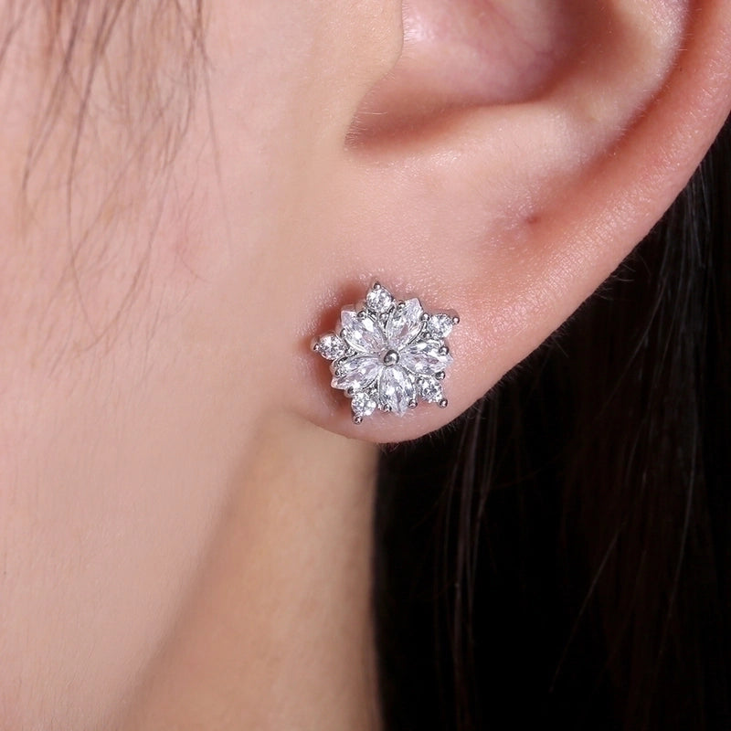 Simple Geometric Flower Shaped Inlaid Zircon Copper Earrings