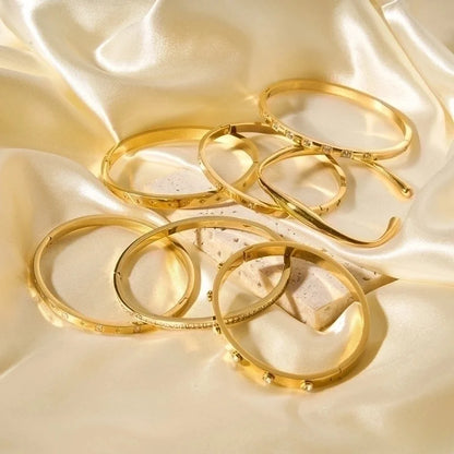 Minimalist Round Stainless Steel 18K Gold Plated Zircon Bangle In Bulk