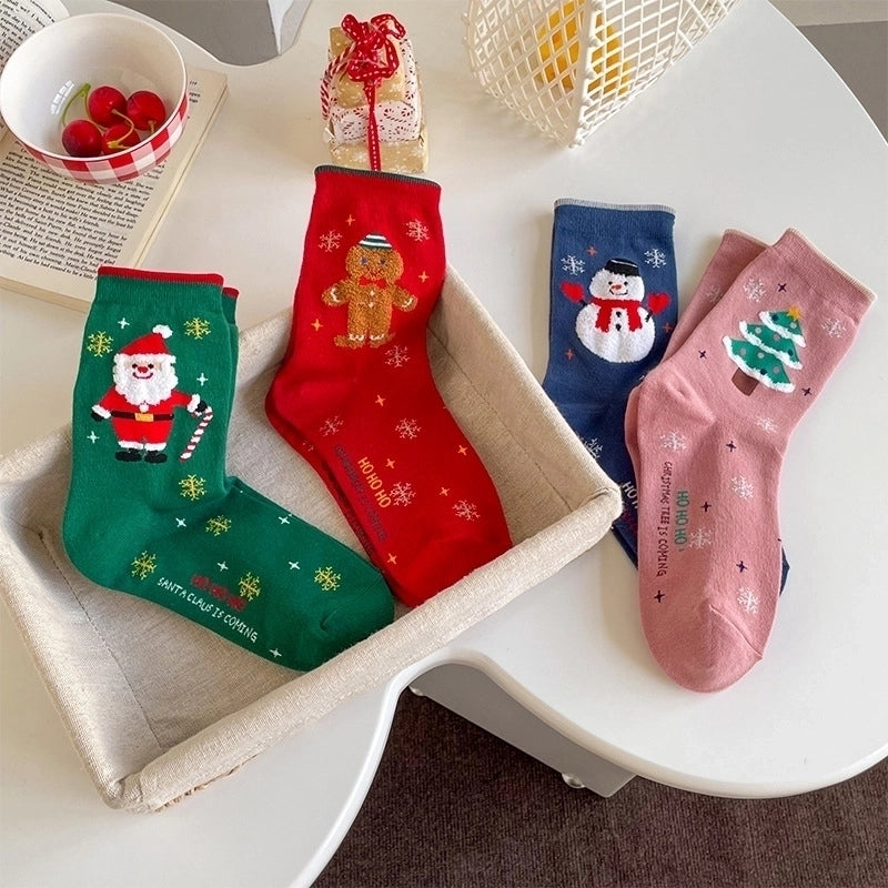 Christmas Cartoon Style Women's Christmas Tree Santa Claus Snowman Cotton Crew Socks A Pair