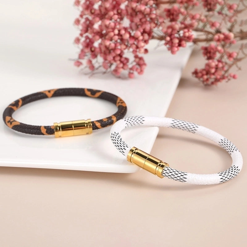 Minimalist Solid Color Stainless Steel Pu Leather Bracelets
