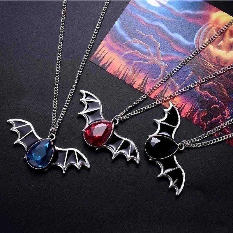 Gothic Bat Alloy Inlay Rhinestones Halloween Men'S Pendant Necklace
