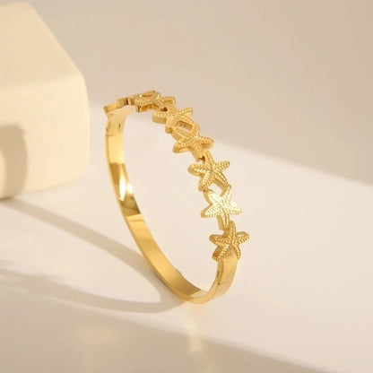 Luxurious French Style Commute Starfish Solid Color Flower 304 Stainless Steel 18K Gold Plated Zircon Bangle In Bulk
