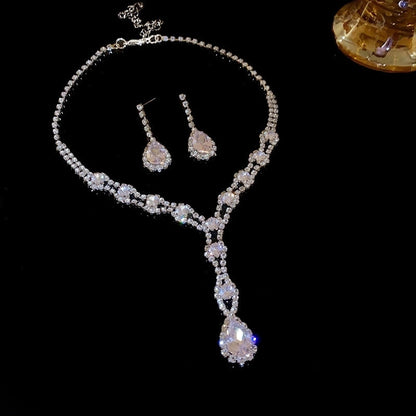 Explosions Zircon Diamond Geometric Necklace Earrings Suit Light Luxury Clavicle Chain High Sense Temperament Jewelry