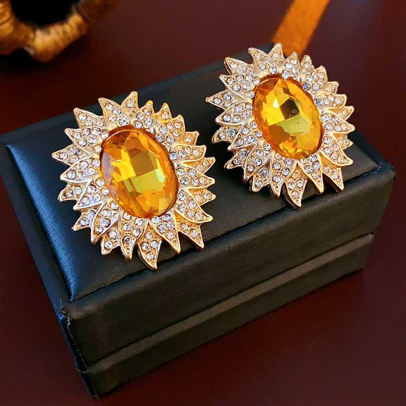 Medieval Quadrilateral Round Geometric Alloy Diamond Inlay Earrings