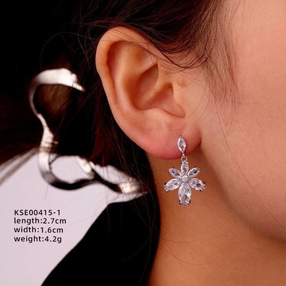 1 Pair Ig Style Minimalist Star Water Droplets Flower Plating Inlay Copper Zircon White Gold Plated Drop Earrings Ear Studs