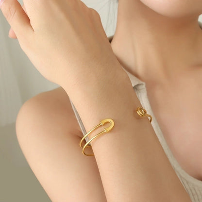 Casual Modern Style Classic Style Solid Color Titanium Steel 18K Gold Plated Plating Rings Bracelets