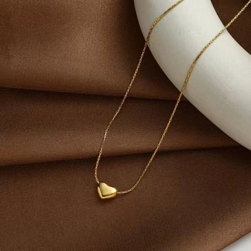 Princess Classic Style Heart Shape 304 Stainless Steel 18K Gold Plated Pendant Necklace