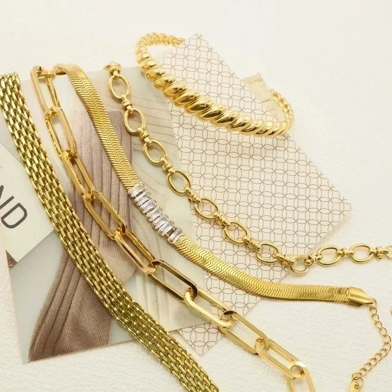 Fashion Solid Color 304 Stainless Steel Artificial Gemstones Bracelets In Bulk