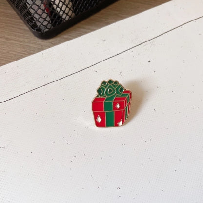 Cute Pin Snowman Snowflake Elk Alloy Enamel Unisex Brooches