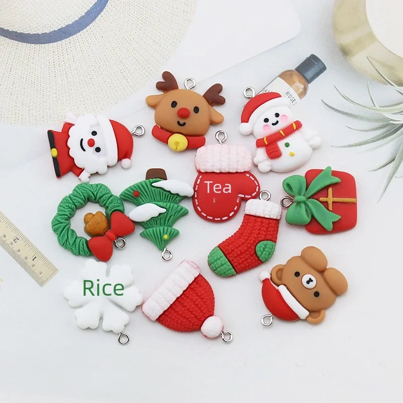 DIY Jewelry Accessories Resin Christmas Series Pendant Christmas Snowflake Hat Bear Key Chain Pendant Pendant
