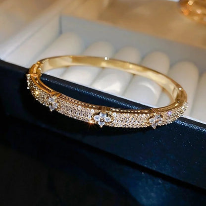 Elegant Flower 304 Stainless Steel Zircon Bangle In Bulk