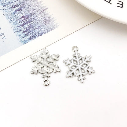 1 Piece 16 * 21mm 18 * 20mm 18 * 21mm Alloy Snowman Snowflake Elk Pendant Jewelry Accessories
